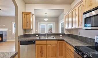 5273 W Morris Hill Rd, Boise, ID 83706