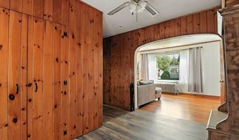 138 Suffield St, Agawam, MA 01001