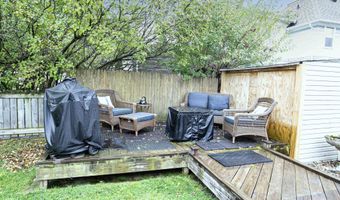 1208 N SUPERIOR St, Appleton, WI 54911