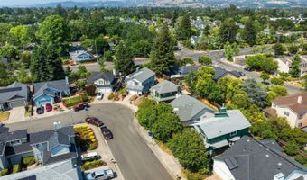 1520 Cabernet Cir, Santa Rosa, CA 95403
