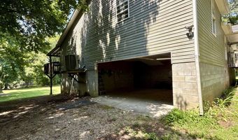 195 Wild Turkey Ln, Camden, SC 29020