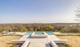 160 E Bluff Ln, Millsap, TX 76066