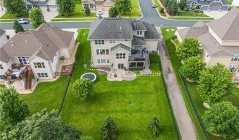405 Riverside Cir, Anoka, MN 55303
