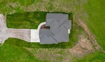 12749 NE Cherokee Dr, Adrian, MO 64720