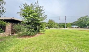623 N Main St, Atmore, AL 36502