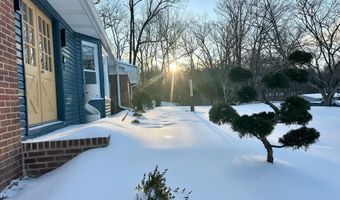 17821 POND Rd, Ashton, MD 20861