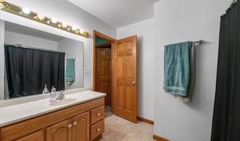 10118 Lund Ave, Algonquin, IL 60102