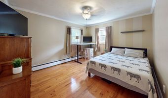 24 Hillside Cir, Brookfield, CT 06804