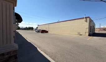207 S Broadway St, Blackfoot, ID 83221