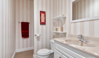 8 Alexander Chapel Dr, Asheville, NC 28804