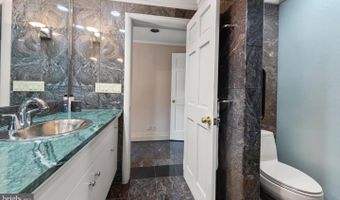 2639 GREENBRIAR Ln, Annapolis, MD 21401