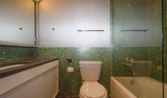 4000 N CHARLES St 706, Baltimore, MD 21218