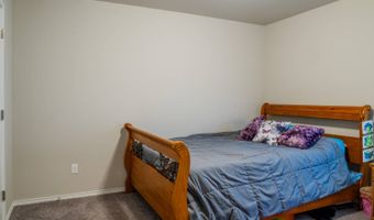3015 Brooke Rd, Chickasha, OK 73018
