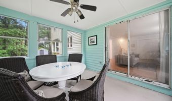 47 Beaver Ln, Bedford, NH 03110