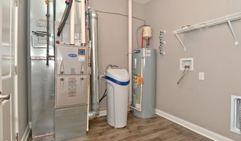 9170 Hedley Way E, Avon, IN 46123