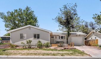 445 Hickory Pl, Broomfield, CO 80020