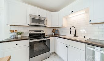 4123 Tamerlane Dr, Charlotte, NC 28205