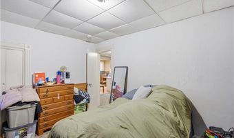 14 Garfield Ave, East Providence, RI 02916