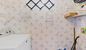 1719 NW 62ND Pl, Bell, FL 32619