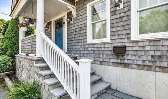 33 Crescent Ave, Beverly, MA 01915