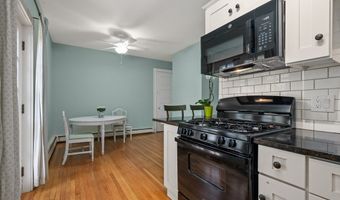 177 Main St A, Amesbury, MA 01913