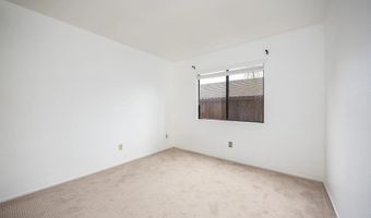 1952 Buckskin Gln, Escondido, CA 92027