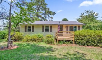219 E Clinton St, Autryville, NC 28318