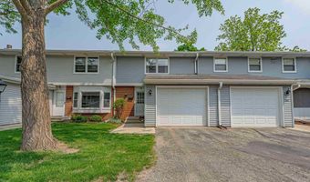 32 Whitcomb Cir, Madison, WI 53711
