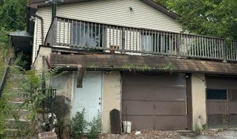 8 Greendale Rd, Andover, NJ 07860