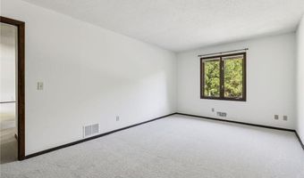 13910 Herald Ct, Apple Valley, MN 55124