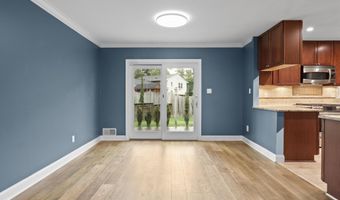 8323 BLOWING ROCK Rd, Alexandria, VA 22309