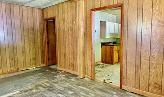 3219 HWY 52 E, Beattyville, KY 41311