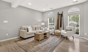 25335 CURIOSITY Sq, Aldie, VA 20105
