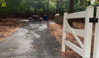 5225 POOKS HILL Rd 329S, Bethesda, MD 20814