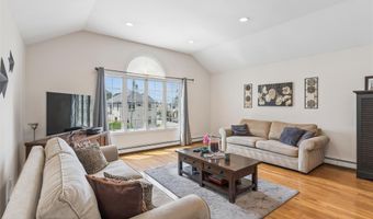 62 Crosby Ave, Albertson, NY 11507