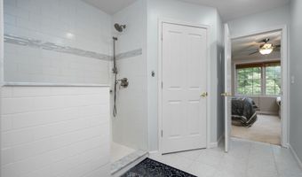 9550 Lakeside Dr, Alden, MI 49612