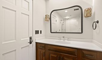 1443 Crystal Lake Rd 3E, Aspen, CO 81611