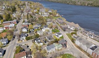 11 Linden St, Bath, ME 04530