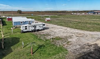 647 E 1st St, Lucas, KS 67648