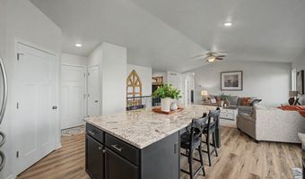 1636 25th Ave SW, Altoona, IA 50009