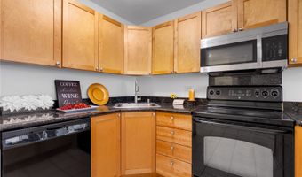 430 Kaiolu St 505, Honolulu, HI 96815