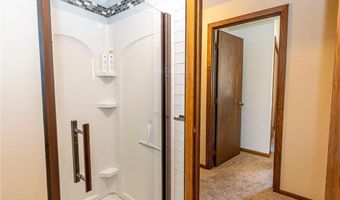 102 Ross Gdn NW, Alexandria, MN 56308