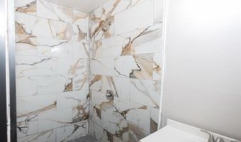 600 Scenic Dr, Alvord, TX 76225