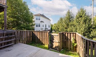 22571 HIGHCROFT Ter, Brambleton, VA 20148