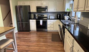 1609 Gateway Dr, Albert Lea, MN 56007
