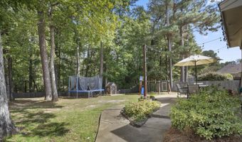 1019 Riverchase North Dr, Brandon, MS 39047