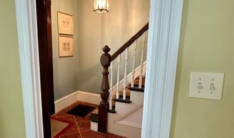 23 Holland St, Bangor, ME 04401
