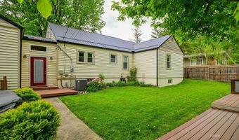 37 Euclid Dr, Athens, OH 45701