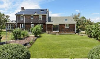 22 JH Dwyer Dr, Middletown, RI 02842