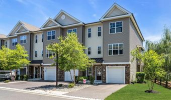 2 Berkeley Crossings Way, Bayville, NJ 08721